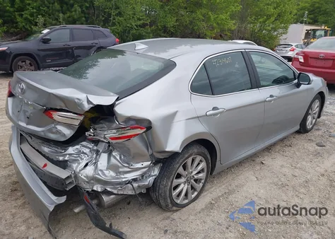 2019 Toyota Camry L/Le/Se/Xle from USA, damaged, VIN 4T1B11HKXKU746948
